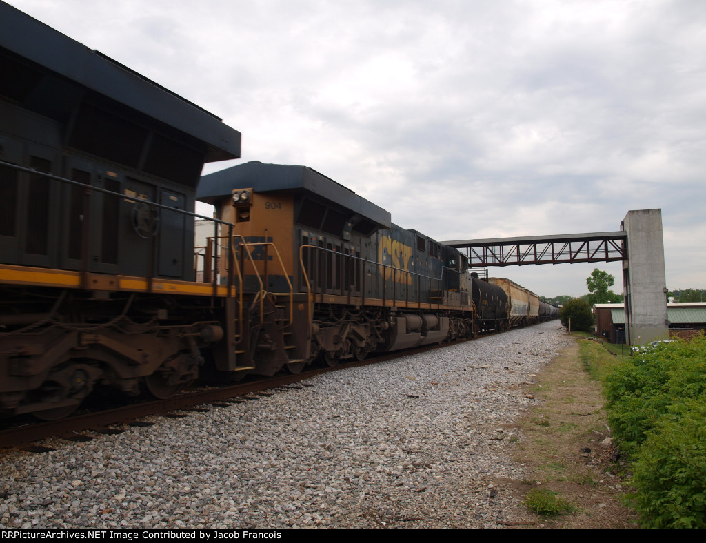 CSX 904